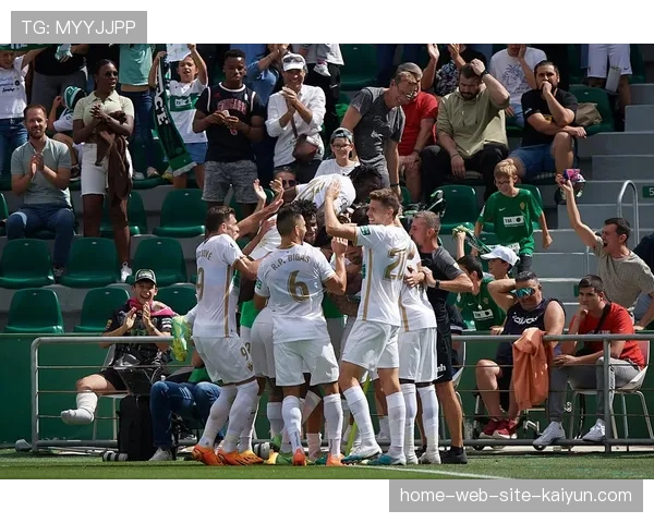 埃瓦尔0-1不敌埃尔切 点球未进错失扳平良机