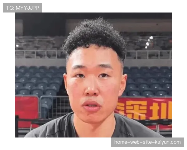 贺希宁入选第35轮最佳阵容 单场32分率深圳豪取十连胜